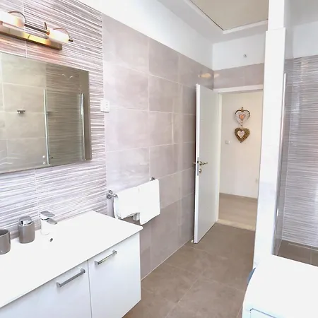 Roso Apartamento Kaštela