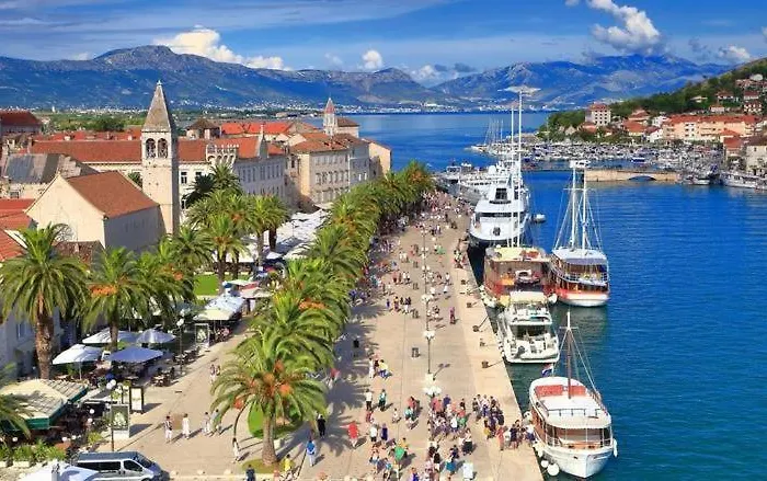 Roso Apartment Kastela
