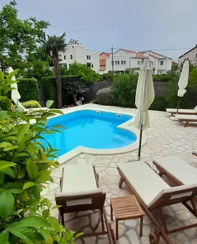 Apartment Roso *